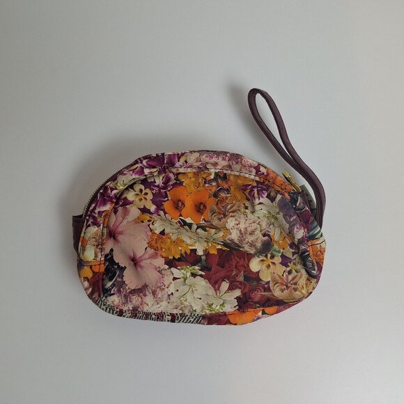 Floral Skullcandy Headphone Pouch - Picture 2 of 5